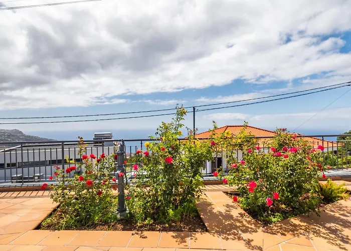 Linda Paisagem Ferienhaus Calheta (Madeira)